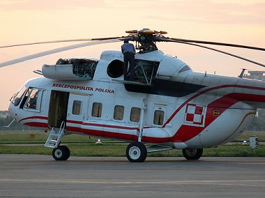 Mi-8PS VIP Transport in Polish Red/White VIP livery 