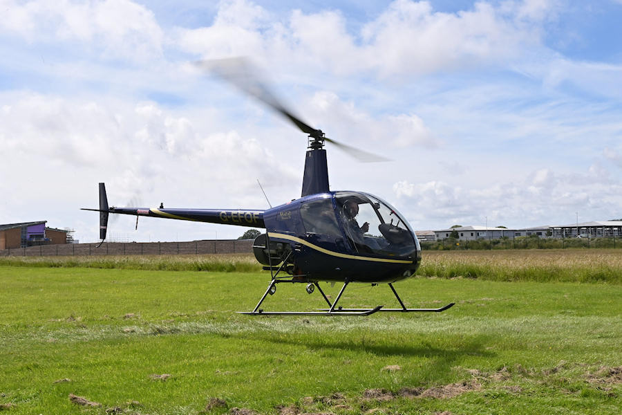 R22 G-EFOF at The Helicopter Museum